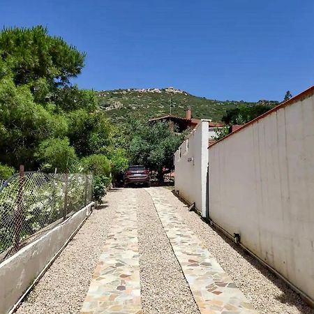 Villa Vittoria Solanas  Exterior foto