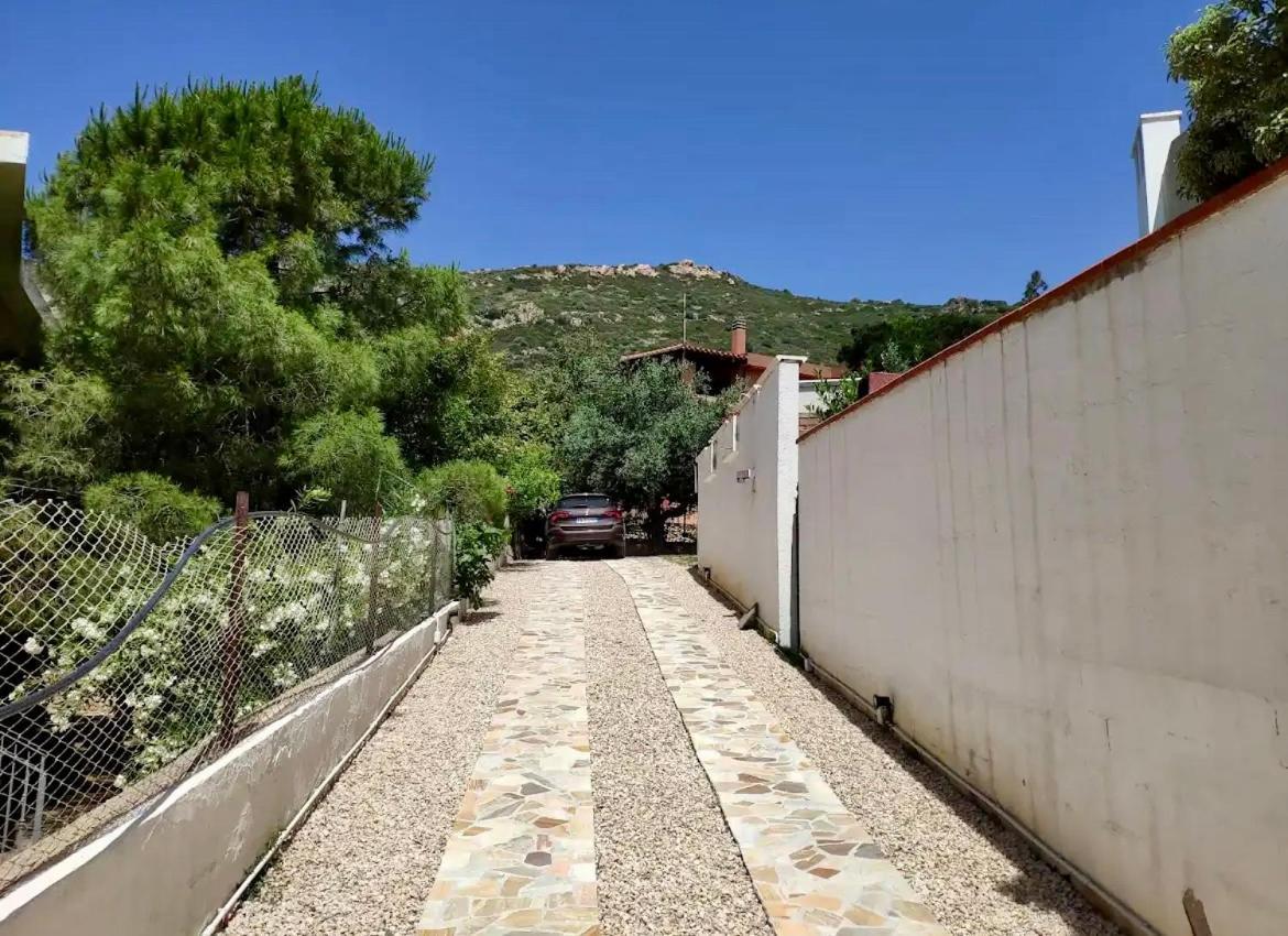 Villa Vittoria Solanas  Exterior foto